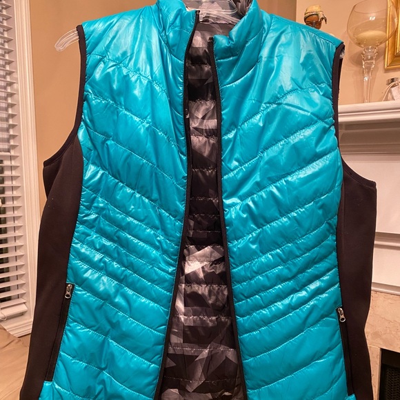 Xersion Jackets & Blazers - Xersion Puffer Vest Jacket